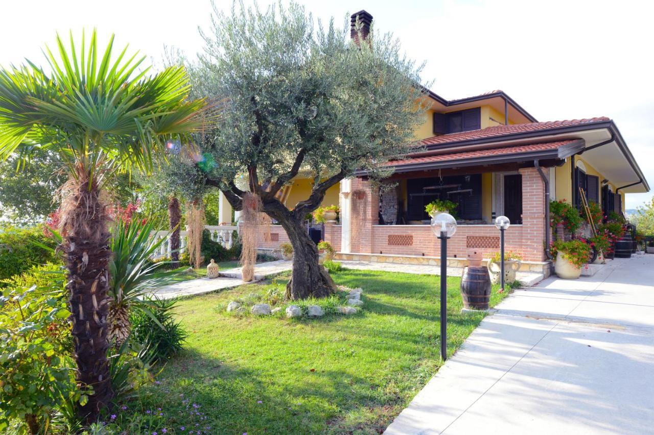 Domus Ansantica Villa Villamaina Exterior photo